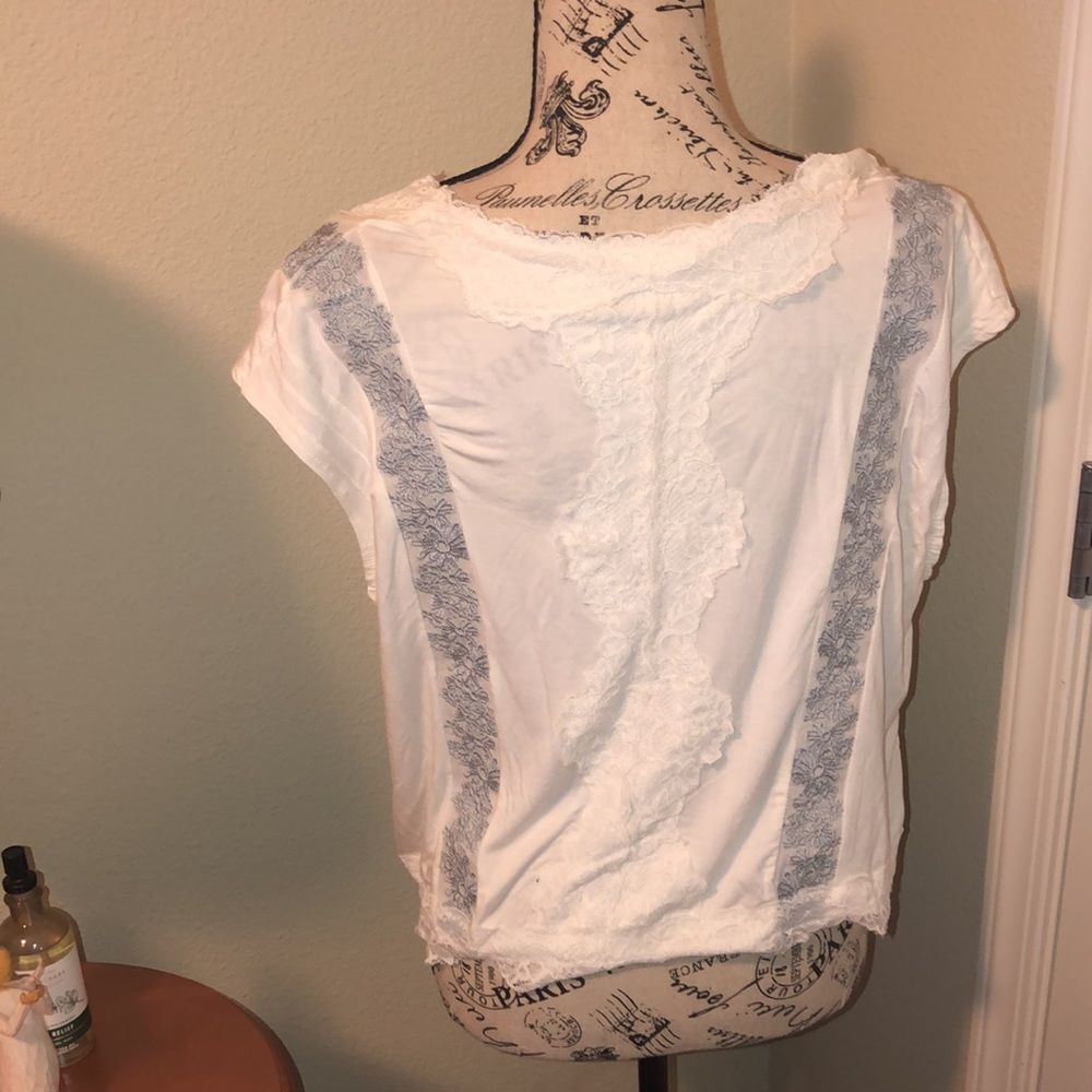 POL Shirt | Cropped Lace Shirt 🌸 - Picture 4 of 9